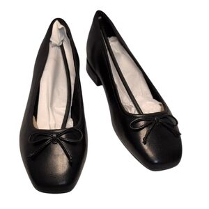 Rockport Black Sadie Flats Classic Rounded Toe 10.5 Wide